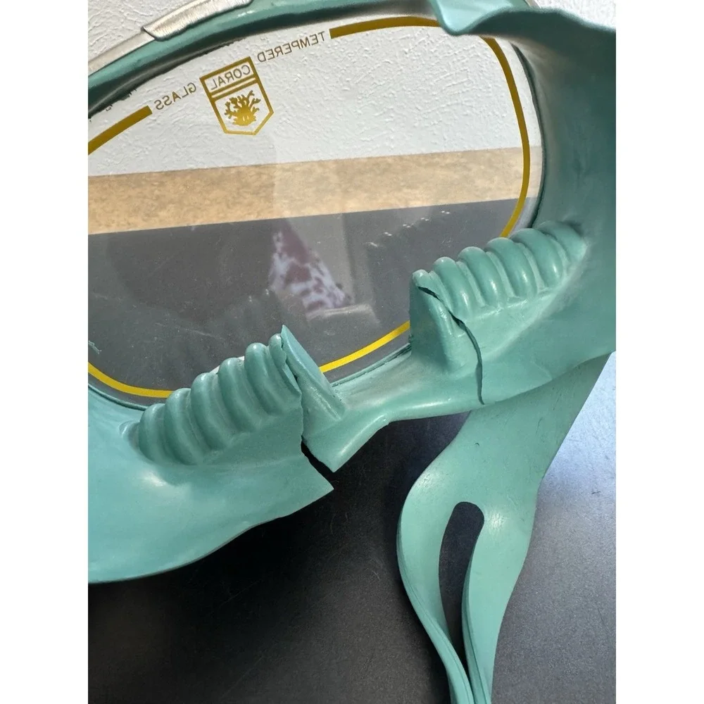 Vintage Scuba Mask CORAL Diving Water Sports